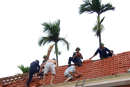 Tích cực khắc phục hậu quả mưa bão đầu mùa