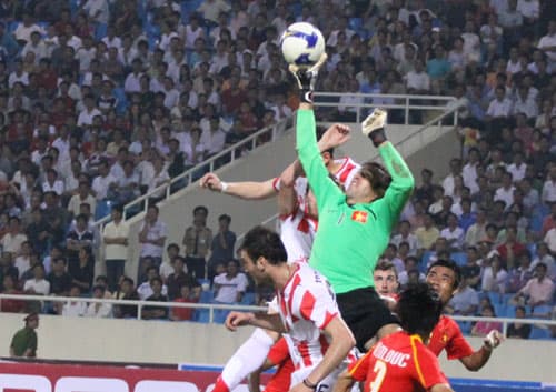 Việt Nam bất ngờ hạ "knock-out" Kuwait