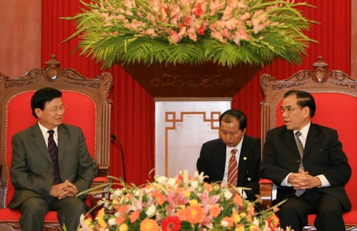 Tăng cường đoàn kết, hợp tác toàn diện Việt Nam-Lào