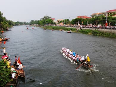 Đà Nẵng, Quảng Bình  : Tưng bừng giải đua thuyền