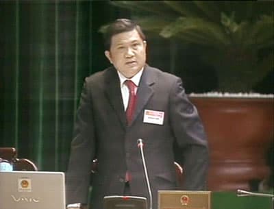 Thống đốc NHNN Nguyễn Văn Giàu trả lời chất vấn các ĐBQH