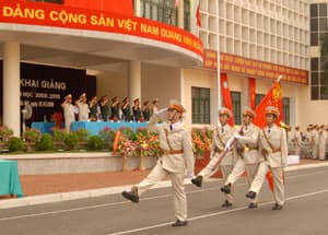 Mò kim đáy biển?