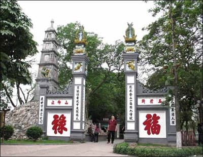 Đền Ngọc Sơn