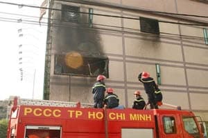 Dập tắt kịp thời vụ cháy nhà hàng