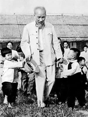 Bác Hồ trong trái tim nhân loại