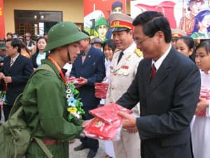 Cuộc “chuyển giao” trách nhiệm cho địa phương