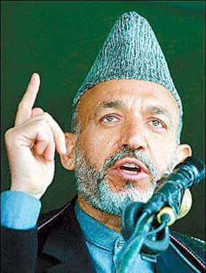 Kết quả kiểm phiếu sơ bộ bầu cử Tổng thống Afghanistan: Ông Karzai giành 54,6 % số phiếu