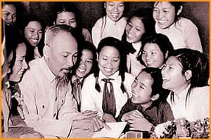 Hồ Chí Minh-một huyền thoại trong thế kỷ XX