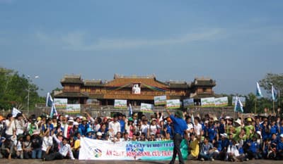 Hơn 600 người tham gia chiến dịch “Hành trình xanh” và “Ăn chay vì môi trường”