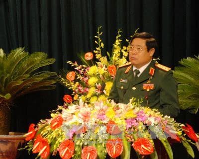 Phát triển kinh tế là trọng tâm, xây dựng Đảng là then chốt