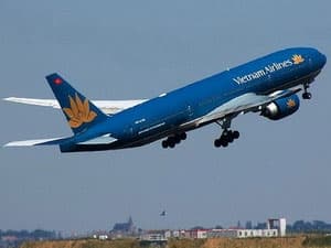 Máy bay Vietnam Airlines bị sự cố, 9 người vào viện