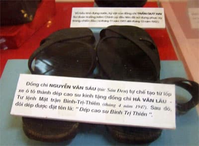 Đôi dép Bình Trị Thiên