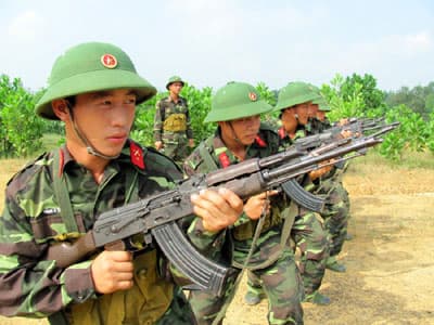 Bắt đầu từ tâm người cán bộ