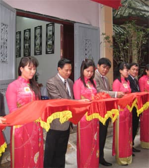 Khánh thành nhà tình nghĩa tặng gia đình nhà văn, liệt sĩ Nguyễn Thi