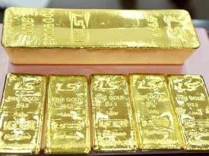 Vàng châu Á tăng sau khi Trung Quốc tăng lãi suất