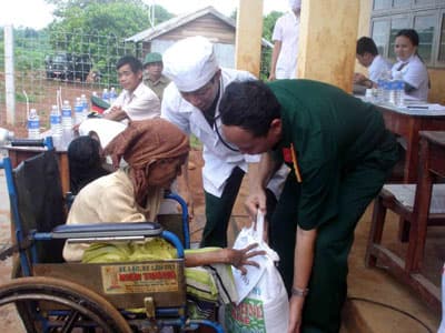 Hướng thi đua vào những nhiệm vụ trọng tâm