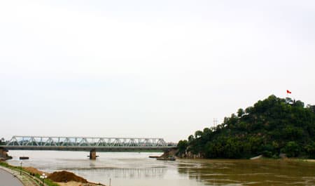 Dòng sông khởi nguồn