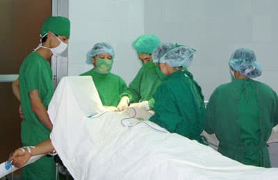 Tâm người thầy thuốc