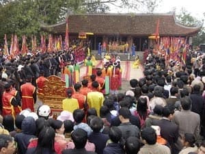 Lễ hội Đền Mẫu Âu Cơ lần đầu tổ chức ba ngày