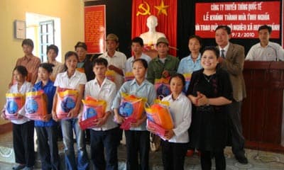 Chăm lo Tết cho đối tượng chính sách và người nghèo