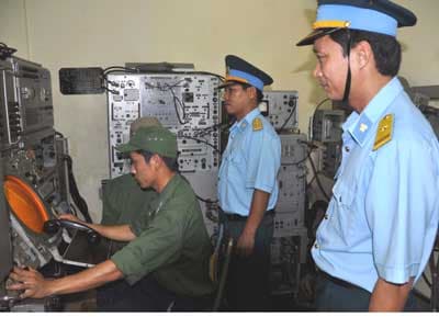 Mùa xuân chiến sĩ canh trời đảo ngọc