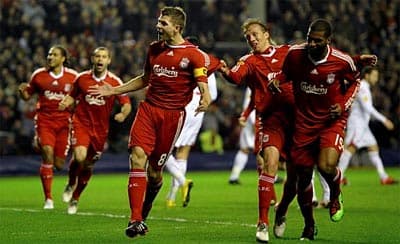 Torres bùng nổ, Liverpool ngạo nghễ vào tứ kết