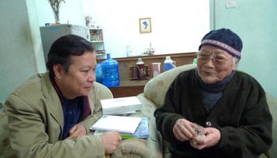 Mừng nhà văn Tô Hoài tròn 90 tuổi