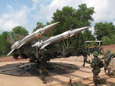 Mùa xuân trên trận địa canh trời Đông Bắc