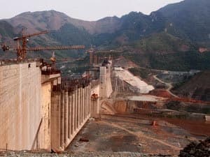 Đẩy mạnh thi công hạng mục thủy điện Sơn La