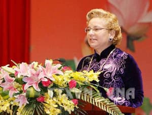 Hồ Chí Minh-Anh hùng dân tộc, nhà văn hóa lớn của Việt Nam (*)