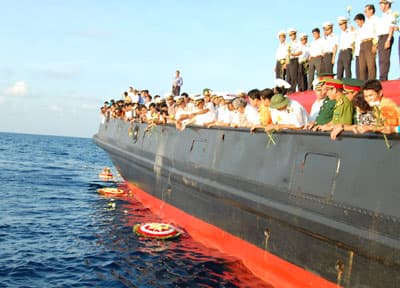 Trường Sa: Yêu thương hội tụ