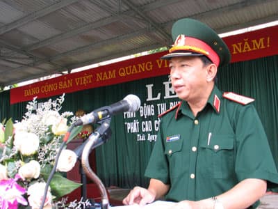Phất cao cờ hồng Tháng 8