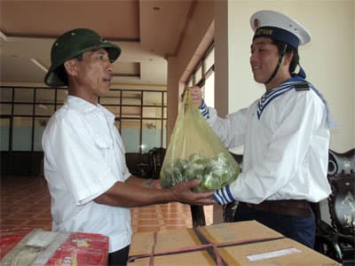 Quà tặng bạn ở Trường Sa