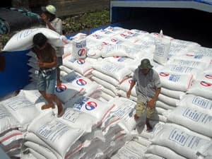 Việt Nam xuất 100.000 tấn gạo sang Bangladesh