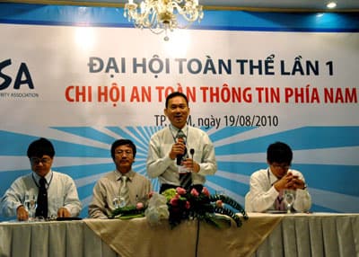 Đưa công nghệ thông tin và an toàn thông tin đạt trình độ khu vực và thế giới