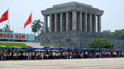 Về bên Bác hôm nay…
