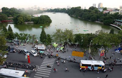 Lực lượng chức năng và người dân cùng "vào cuộc"