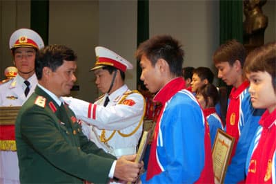 Tuyên dương Đoàn Thể thao Quân đội đạt thành tích xuất sắc tại Đại hội TDTT toàn quốc lần thứ VI