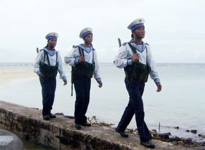 Vững tin nơi “đầu sóng”