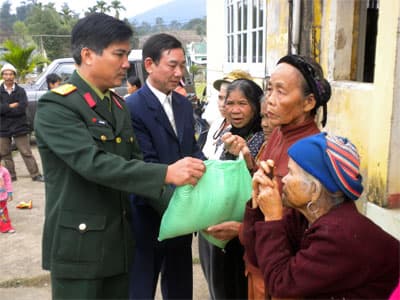 Tết này, không lo rét nữa…