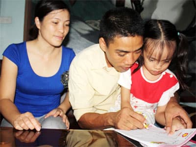 Giành giật sự sống cho con