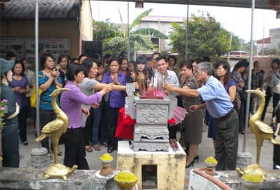 Vẫn có các anh...