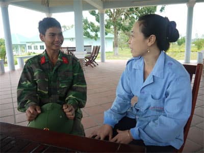 Cháu bé mang tên Trung đoàn