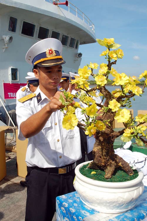 Đoàn công tác khởi hành thăm, chúc Tết nhà giàn DK1 -Côn Đảo