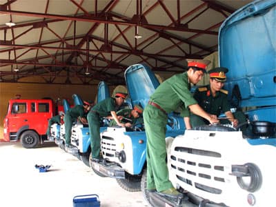 Vượt dốc băng sông, chở hàng thắng lợi
