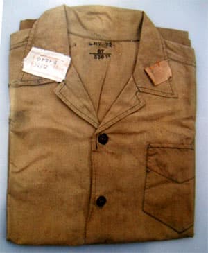 Chiếc áo của Anh hùng Vũ Trung Thướng