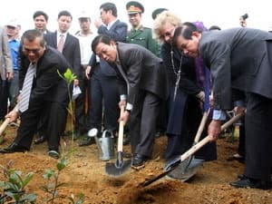 Chủ tịch nước Nguyễn Minh Triết: Bảo vệ môi trường cần có sự chung tay của mọi người dân