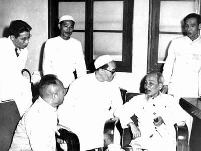 Vị Bộ trưởng Anh hùng