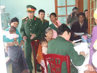 Ấm áp vùng biên Hướng Hóa