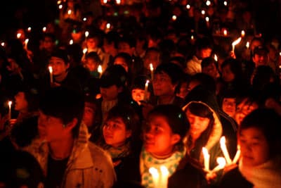 Cố Đô Huế đồng hành cùng giờ Trái đất 2011